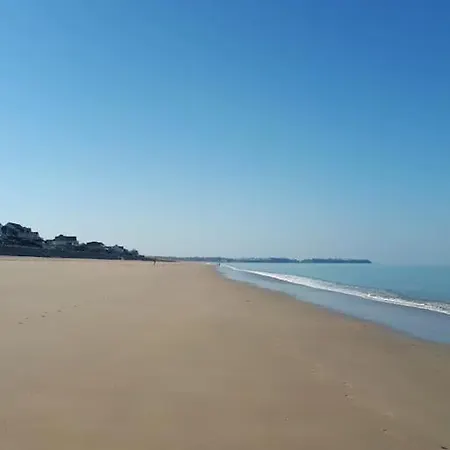 La Cale, 12pers, 100m Plage, 30m Commerces Ferienhaus