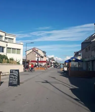 La Cale, 12pers, 100m Plage, 30m Commerces Ferienhaus Bréhal