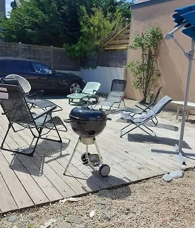 La Cale, 12pers, 100m Plage, 30m Commerces Bréhal